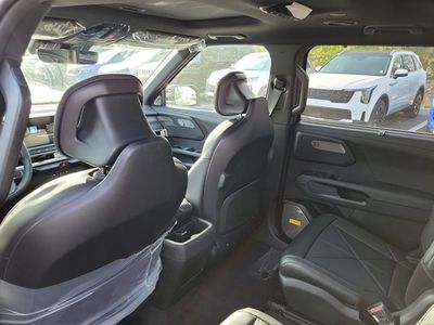 2027 Kia Telluride Hybrid - Photo 22