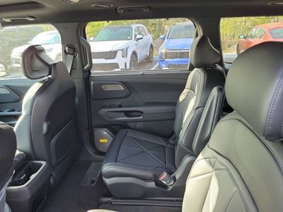 2027 Kia Telluride Hybrid - Photo 23