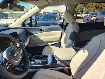 2026 Kia Carnival Hybrid - Photo 8