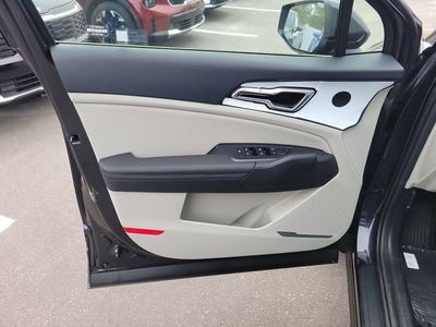2026 Kia Sportage — detail view
