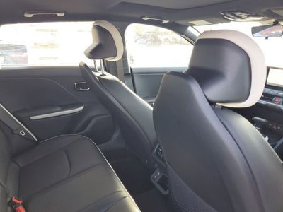 2025 Kia K4 - Photo 28
