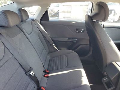 2025 Kia K4 - Photo 27