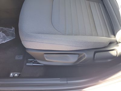 2025 Kia K4 - Photo 9