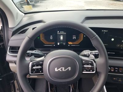 2026 Kia Carnival Hybrid - Photo 13