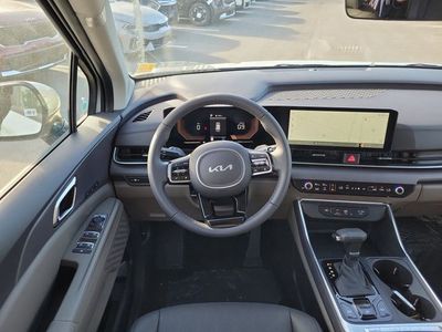 2026 Kia Carnival — photo 24 view