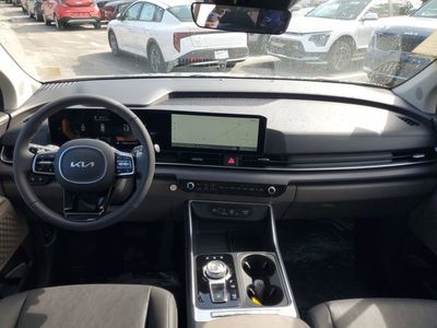 2026 Kia Carnival Hybrid - Photo 22