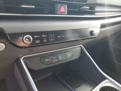2026 Kia Carnival Hybrid - Photo 18
