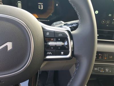 2026 Kia Carnival Hybrid - Photo 12