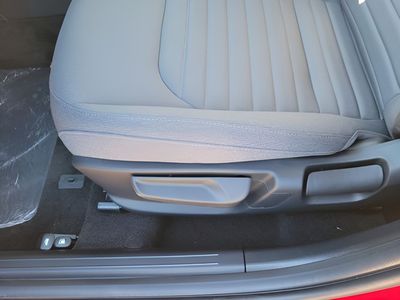 2025 Kia K4 - Photo 9