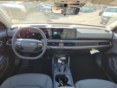 2025 Kia K4 - Photo 21