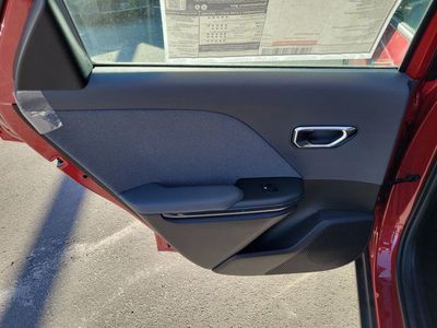 2025 Kia K4 - Photo 25