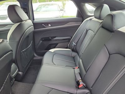 2026 Kia K5 — photo 26 view