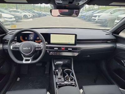 2026 Kia K5 — photo 23 view