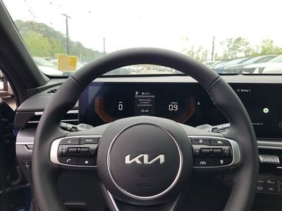 2026 Kia K5 — photo 13 view