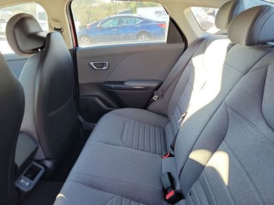 2025 Kia K4 — photo 24 view