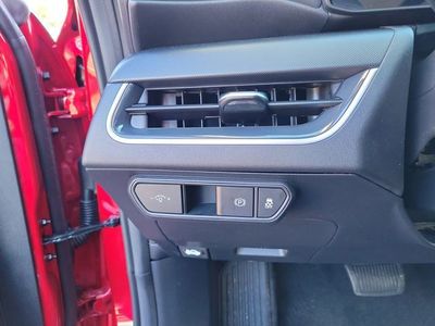 2025 Kia K4 — photo 10 view
