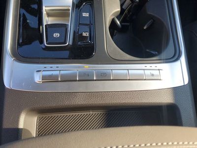 2026 Kia Carnival Hybrid - Photo 21