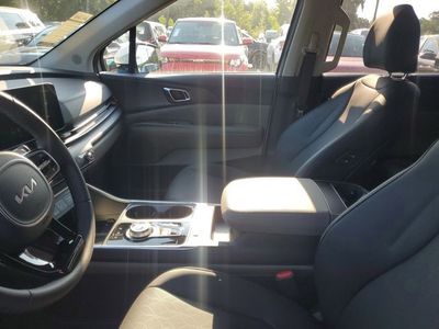 2026 Kia Carnival Hybrid - Photo 8