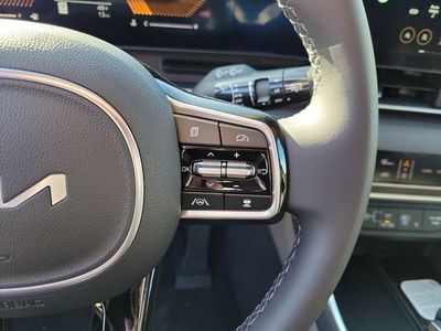 2026 Kia Carnival — photo 12 view