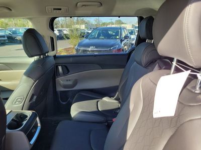 2026 Kia Carnival — photo 26 view