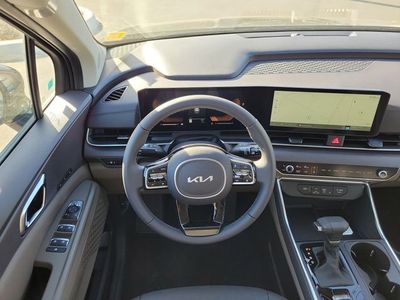 2026 Kia Carnival — photo 24 view