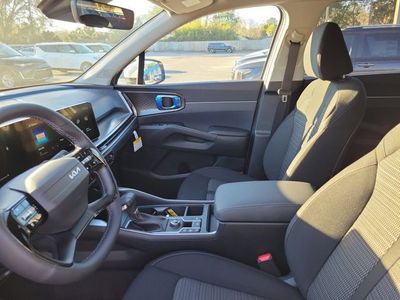 2026 Kia Sorento — photo 8 view