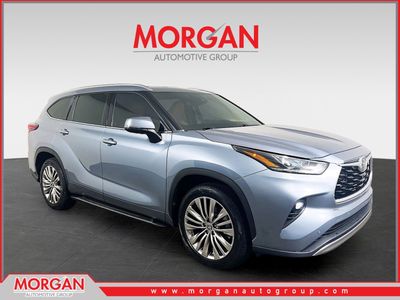 2022 Toyota Highlander - Photo 1