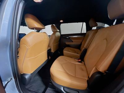 2022 Toyota Highlander - Photo 21