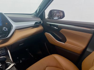 2022 Toyota Highlander - Photo 20