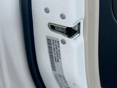 2023 Chrysler Voyager - Photo 23
