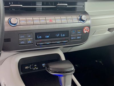 2025 Hyundai Kona - Photo 11