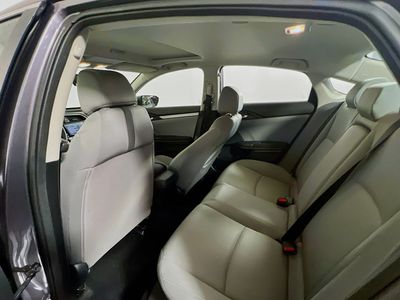 2016 Honda Civic - Photo 16