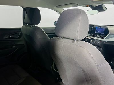 2025 Chevrolet Trax - Photo 6