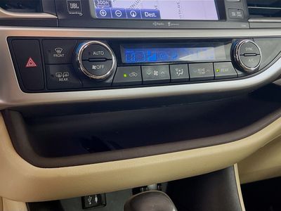 2015 Toyota Highlander - Photo 14