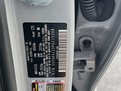 2023 Kia K5 - Photo 24