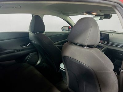 2023 Hyundai Elantra - Photo 7