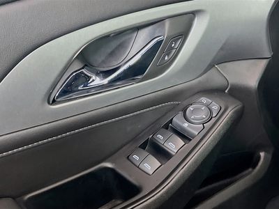 2023 Chevrolet Traverse - Photo 15