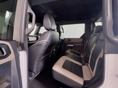 2022 Ford Bronco - Photo 17