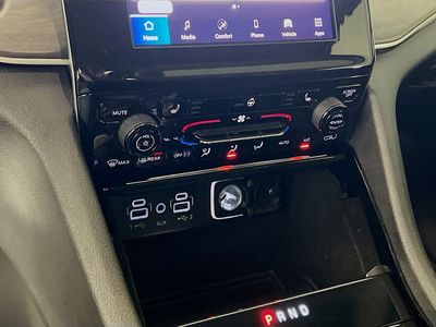 2022 Jeep Grand Cherokee L - Photo 12