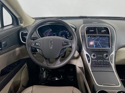 2017 Lincoln MKX — photo 16 view
