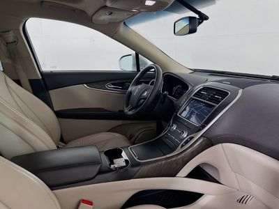 2017 Lincoln MKX — photo 23 view