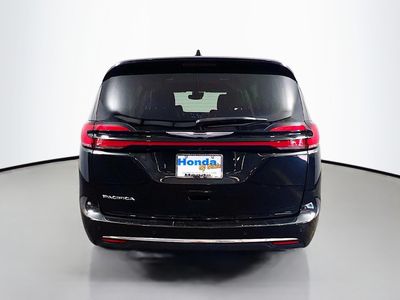 2023 Chrysler Pacifica - Photo 19