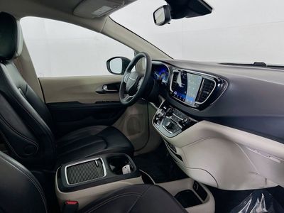 2023 Chrysler Pacifica - Photo 7