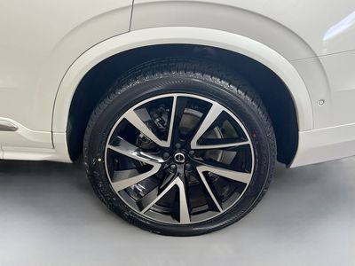 2023 Volvo XC90 - Photo 23