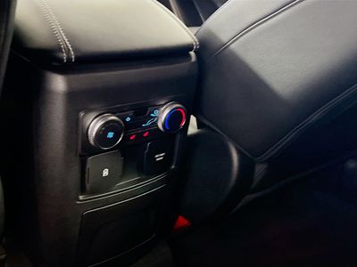 2022 Ford Explorer - Photo 23