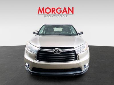 2015 Toyota Highlander - Photo 2