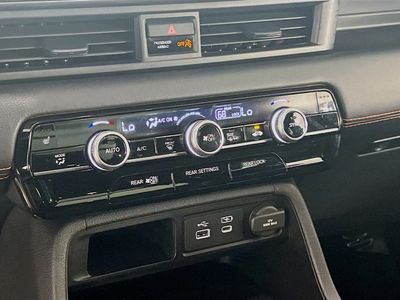 2025 Honda Pilot - Photo 14