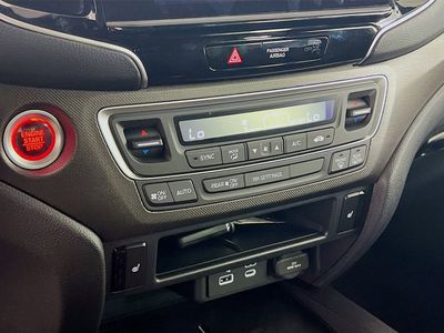 2026 Honda Ridgeline — photo 10 view