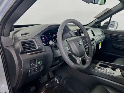 2026 Honda Ridgeline — photo 9 view
