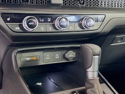 2026 Honda CR-V Hybrid — photo 14 view